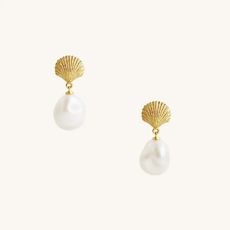 Voyage Shell Pearl Earrings