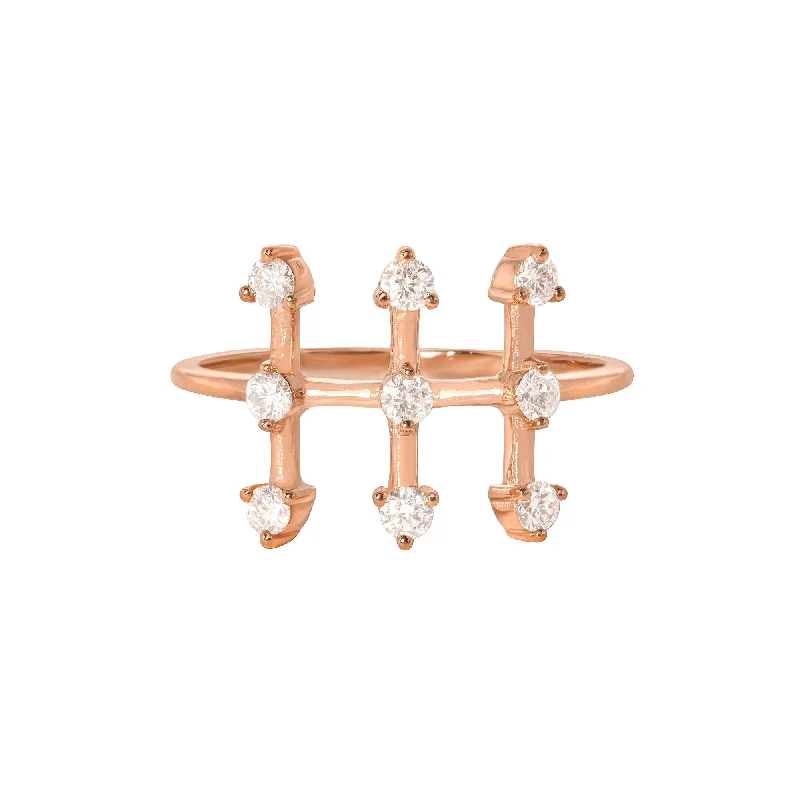 Future Nostalgia 18K Rosegold Ring w. Diamonds